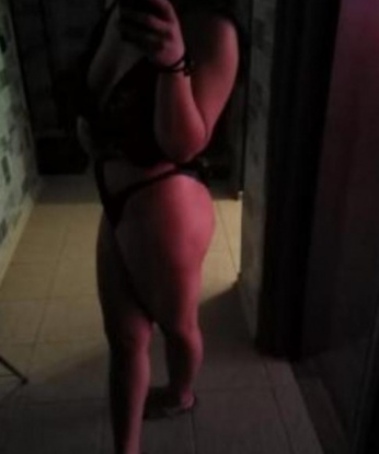 Сладкая и чувственная кошечка готова исполнить все твои желания и фантазии. Приезжай, и я покажу, что такое истинное удовольствие! 11698, 26 лет